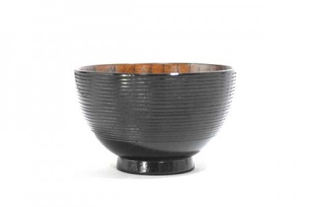 Bol en bois noir strié